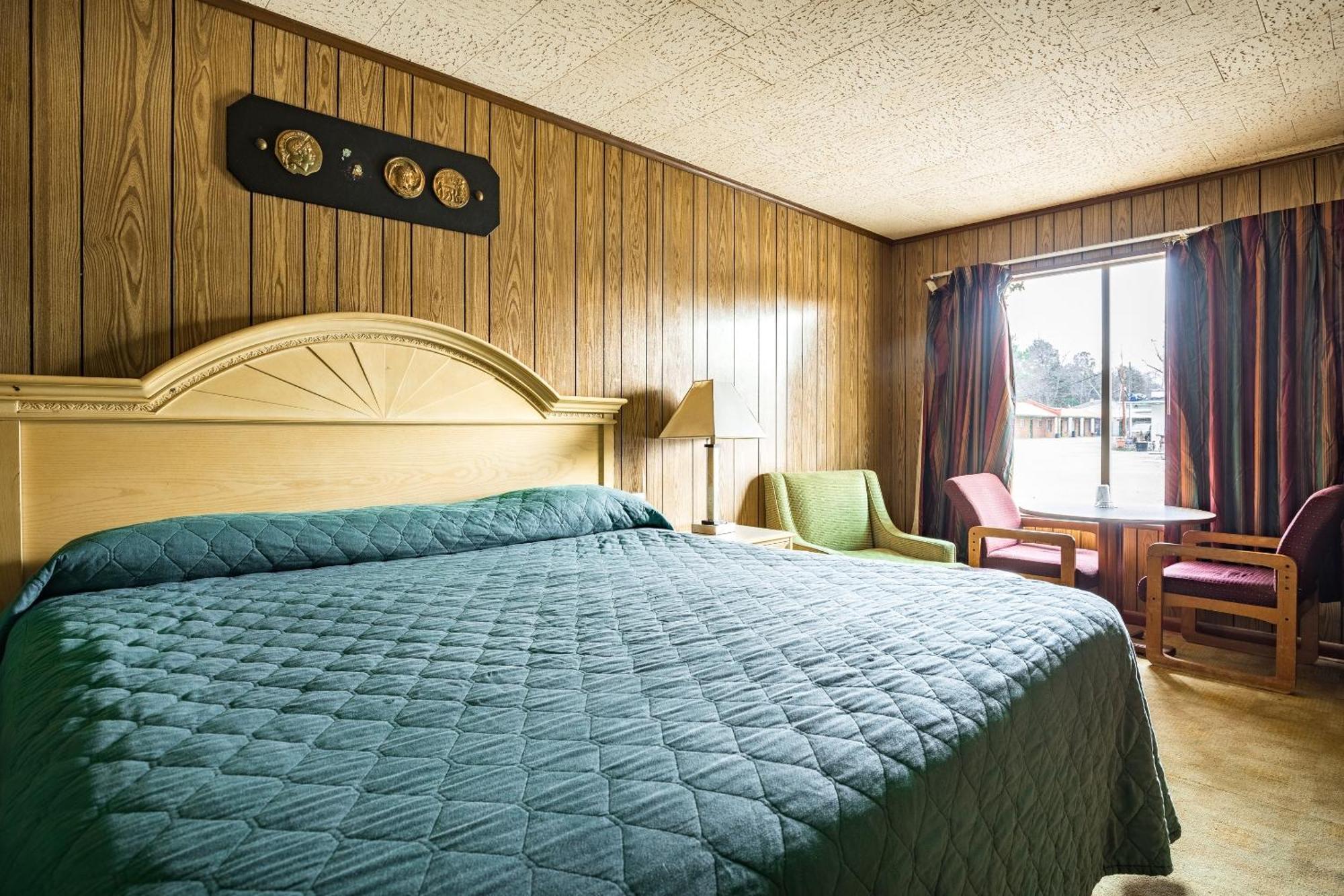 Oyo Hotel Holly Springs Ms מראה חיצוני תמונה